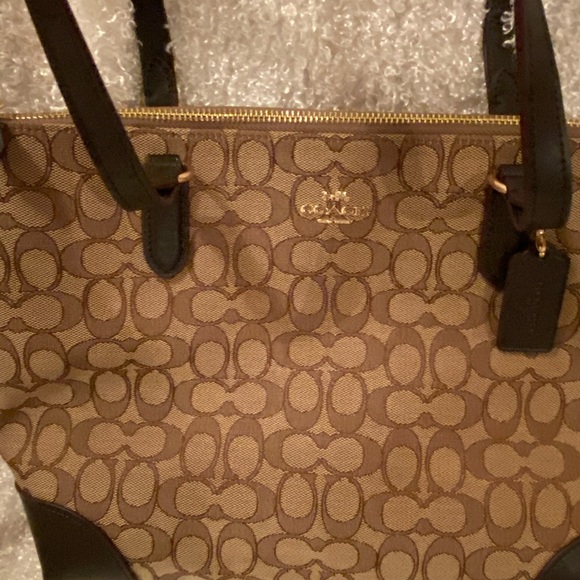 NWT coach signature bag - Picture 2 of 5